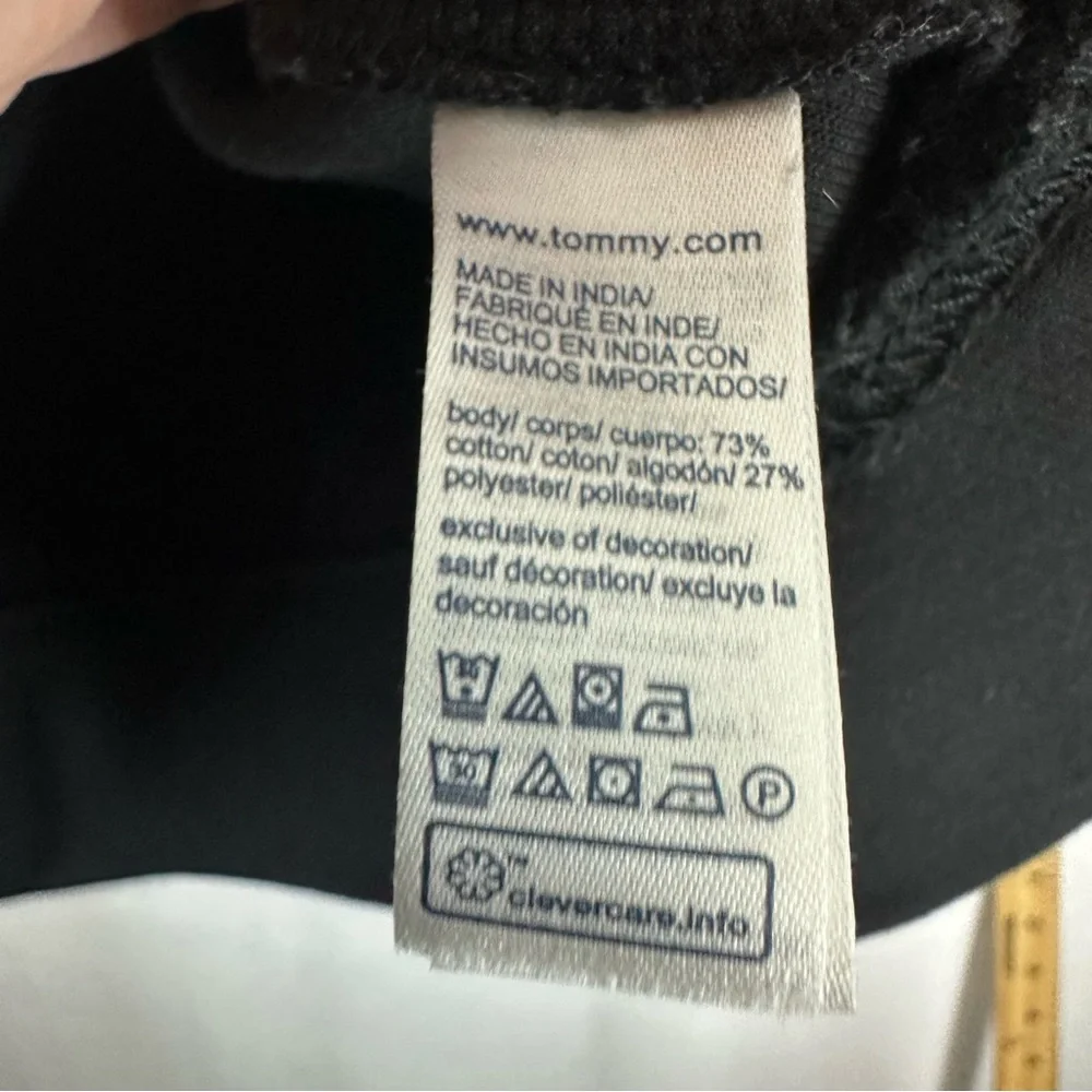 Tommy Hilfiger Quarter Zip Sweatshirt‎ Men’s Small Black